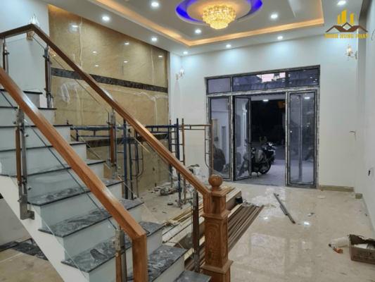 Báo Giá Dịch Vụ Sơn Nhà Tại Tân Phú: Tạo Nét Mới Cho Ngôi Nhà Cùng Xây Dựng Minh Hưng Phát